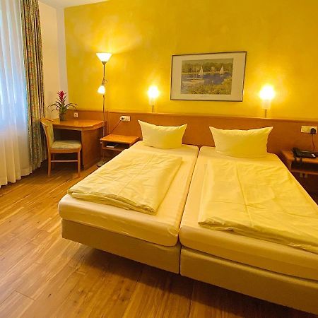 Meister Baer Hotel Ostbayern Floss Екстер'єр фото