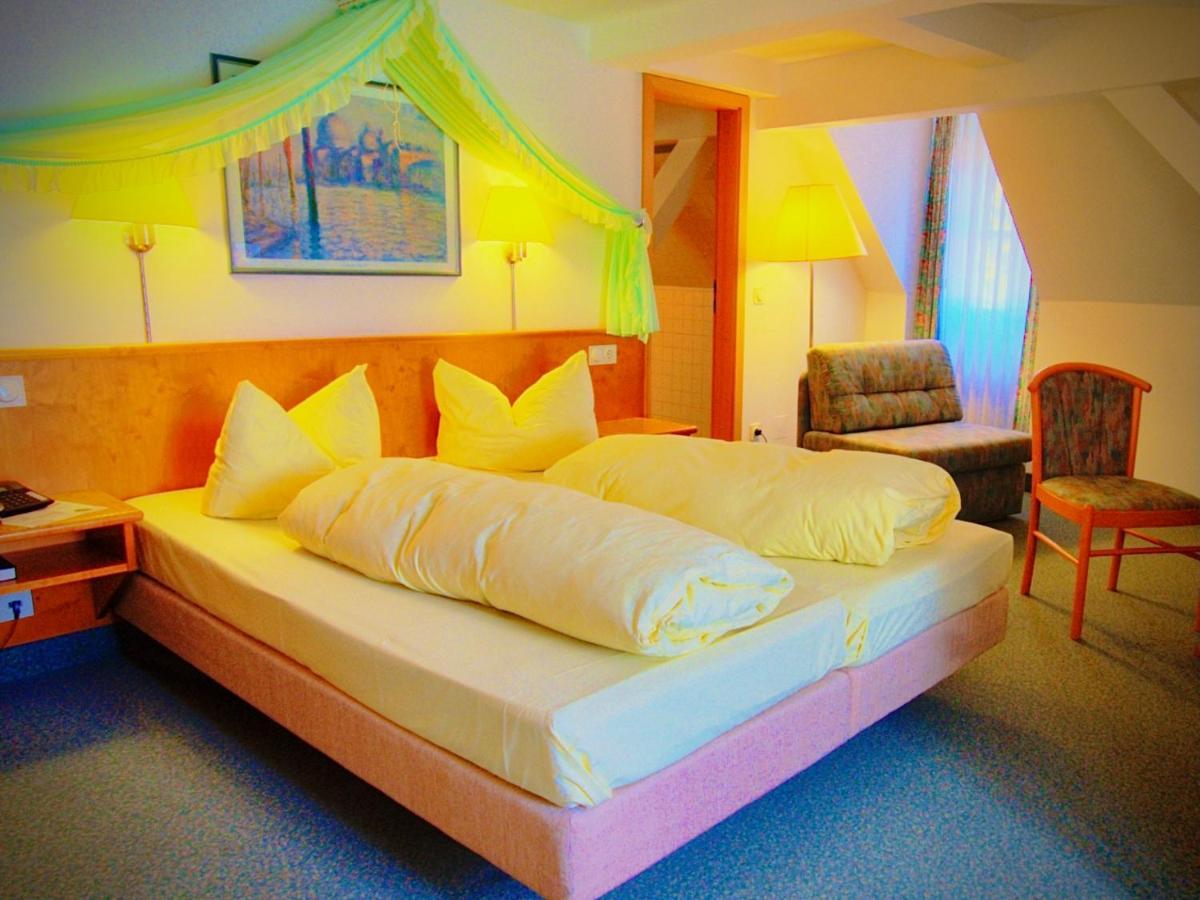 Meister Baer Hotel Ostbayern Floss Екстер'єр фото