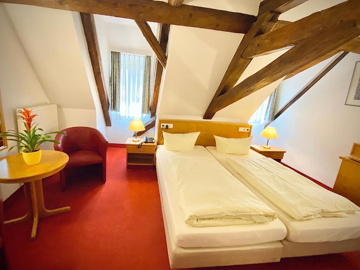 Meister Baer Hotel Ostbayern Floss Екстер'єр фото
