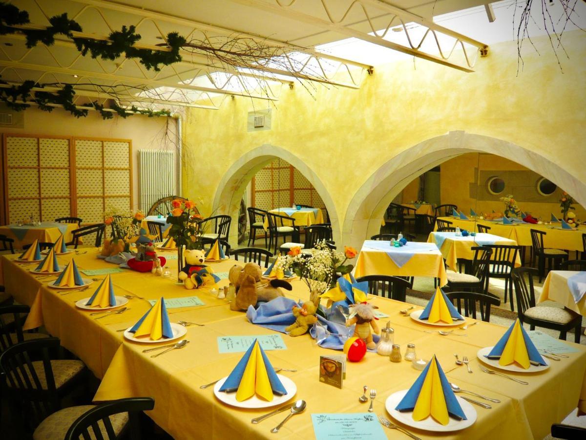 Meister Baer Hotel Ostbayern Floss Екстер'єр фото
