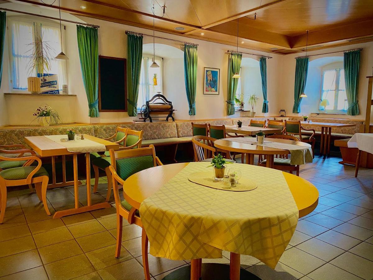 Meister Baer Hotel Ostbayern Floss Екстер'єр фото